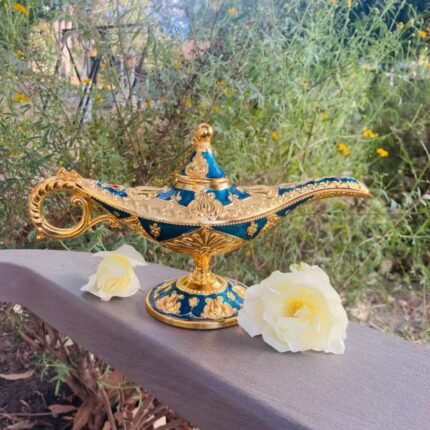 GOLD GENIE LAMP