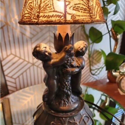 VINTAGE MEYDA TIFFANY BRONZE DOUBLE CHERUB ACCENT LAMP