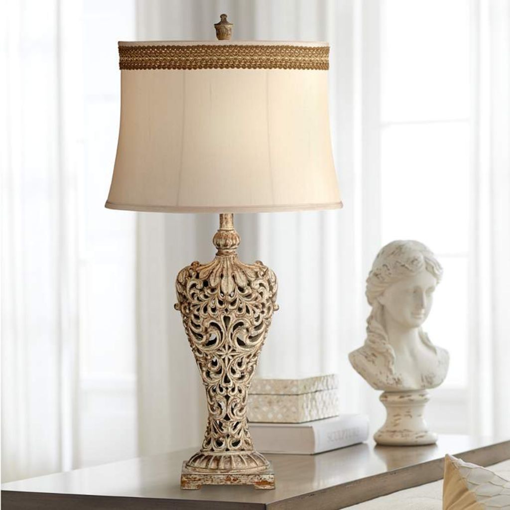 1 TABLE LAMP WITH FLORENTINE SCROLL TRIM SHADE