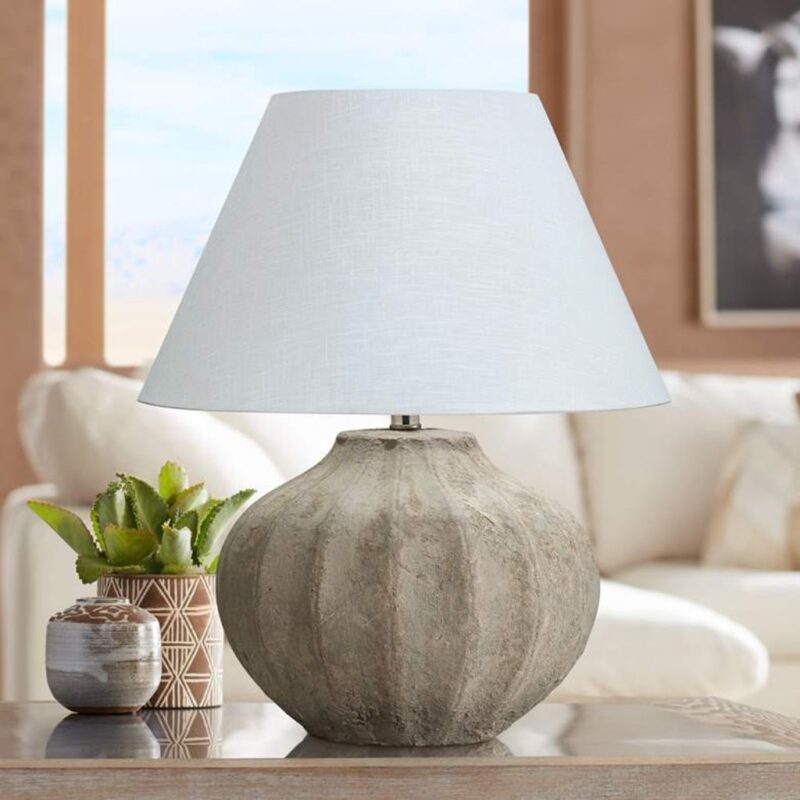 RIBBED SAND CERAMIC TABLE LAMP