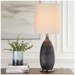 MATTE BLACK TEXTURED CERAMIC TABLE LAMP