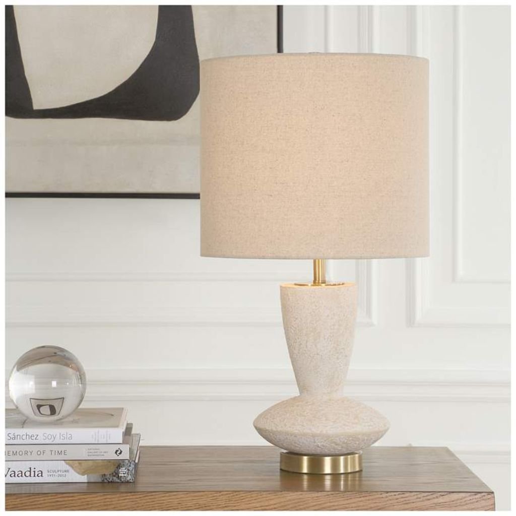1 IVORY CERAMIC TABLE LAMP