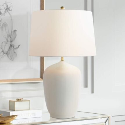 GLOSSY CREAM WHITE PORCELAIN TABLE LAMP