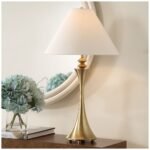 BRASS METAL TABLE LAMP