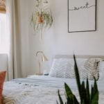 AGED BRASS METAL MODERN ACCENT TABLE LAMP