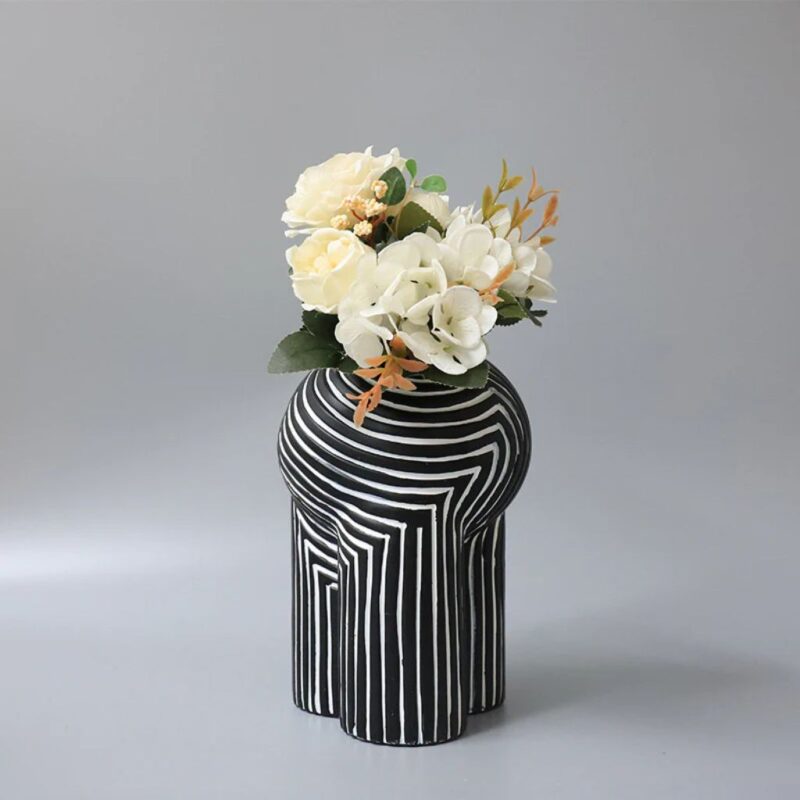 HARMONIC FORM ABSTRACT RESIN VASE