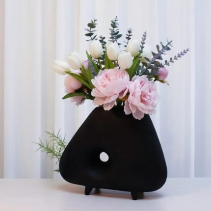 ORGANIC VOID VASE BLACK