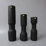 VERTICAL HARMONY VASE BLACK