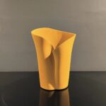 FLOW EDGE VASE ORANGE