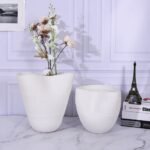 FLOW CREST VASE WHITE