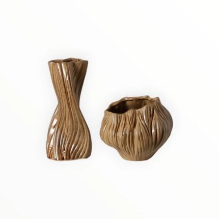 ORGANIC CURVES CERAMIC VASE