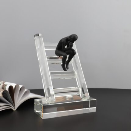 REFLECTIVE HEIGHTS CENTERPIECE