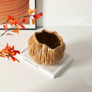 ELEGANT BROWN CERAMIC VASE