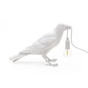 Table Lamp Raven White Waiting, full front view of the raven sculpture