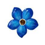 Wall Lamp Flower Blue, illuminated view showing the indirect glow