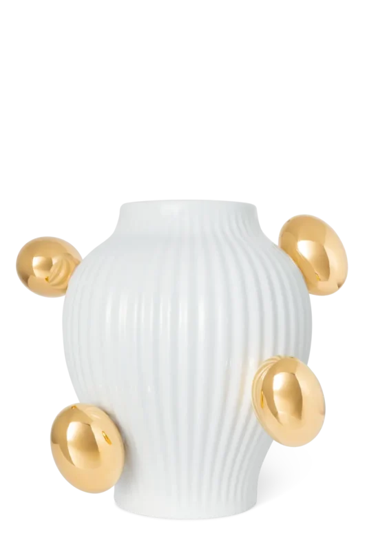 Ribbed vase in Delft blue and white, front view