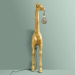 Floor Lamp Giraffe Gold, full front view of the tall giraffe form