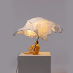 Table Lamp Couple Love, full front view of the sculptural figures