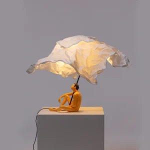 Table Lamp Couple Love, full front view of the sculptural figures