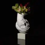 Close-up of the inverted bust vase opening
