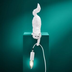 Table Lamp Cat Chichi White, full front view of the cat sculpture