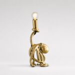 Table Lamp Octopus Gold, close-up detail of the gold finish