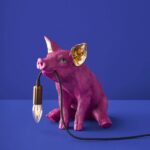 Table Lamp Pig Gold, full front view of the pig sculpture