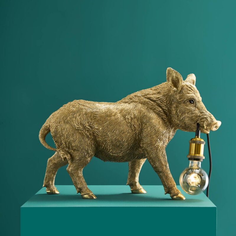 Table Lamp Wild Boar Gold, full front view of the boar sculpture