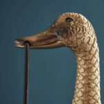 Table Lamp Duck Gold, close-up detail of the antique gold finish