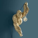 Wall Lamp Gorilla Gold, close-up detail of the gold finish