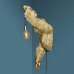 Wall Lamp Gorilla Gold, illuminated view