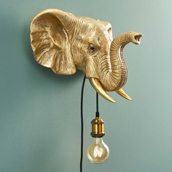 Wall Lamp Elephant Gold, full front view of the elephant sculpture